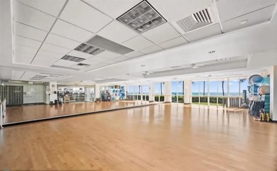 Experience Coastal Luxury at Its Finest
Dream apartment located