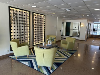 Beautiful 2/2 unit intracoastal view in the boutique building (4