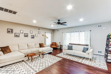 Luxury Colonial retreat! 6Bd, 5Ba, modern touches, chef's