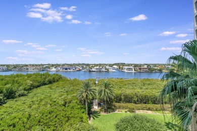 IMMACULATE CORNER APARTMENT WITH AMAZING PANORAMIC VIEWS OF