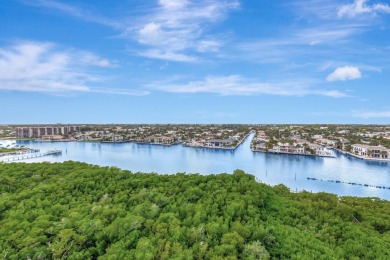 IMMACULATE CORNER APARTMENT WITH AMAZING PANORAMIC VIEWS OF