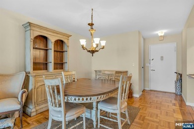 Fabulous 2 bed/2bath on high floor with glass enclosed terrace