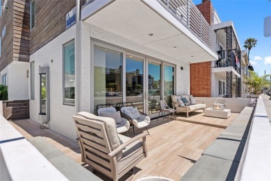 Coastal Luxury on the Newport Peninsula
Experience the essence