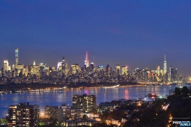 WE OFFER TO YOU THE FABULOUS G LINE IN THE MOST UNIQUELY