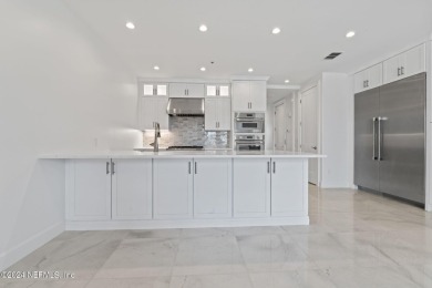 Brand New Townhome, 528 ft to Beach access. Townhome Features 3