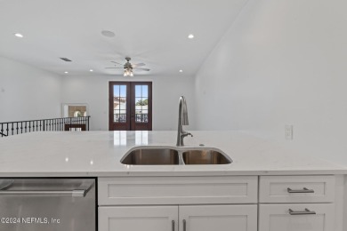 Brand New Townhome, 528 ft to Beach access. Townhome Features 3