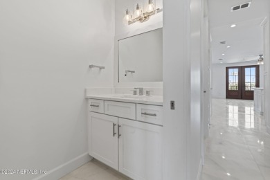 Brand New Townhome, 528 ft to Beach access. Townhome Features 3