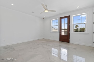 Brand New Townhome, 528 ft to Beach access. Townhome Features 3