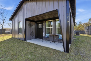 Welcome to your modern country retreat in Williston, Florida!