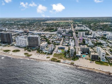 WOW, WALK TO THE BEACH IN 3 MINUTES! HERE IS THE STYLISH 3