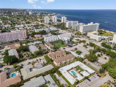 WOW, WALK TO THE BEACH IN 3 MINUTES! HERE IS THE STYLISH 3