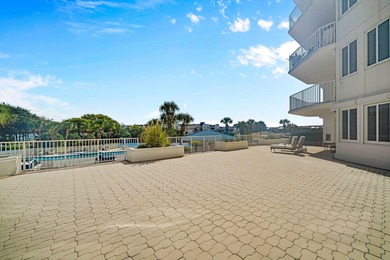 Welcome to the Ultimate a sanctuary where the East Pass and the