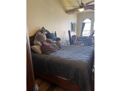 FURNISHED PENHOUSE CONDO, THIS UNIT COMES WITH A PARKING SPOT