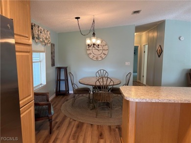 Updated 2-Bedroom + Bonus Room in Lake Arrowhead - Prime