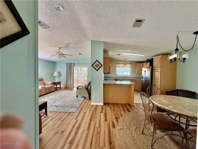 Updated 2-Bedroom + Bonus Room in Lake Arrowhead - Prime