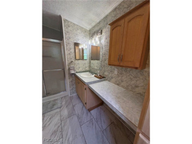 Updated 2-Bedroom + Bonus Room in Lake Arrowhead - Prime