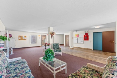 Affordable condo living just steps from Downtown Lake Havasu and
