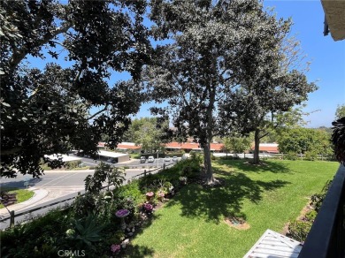 Welcome to Algarrobo! This nicely updated condo is located in