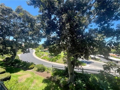 Welcome to Algarrobo! This nicely updated condo is located in