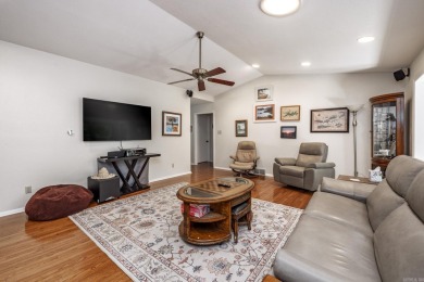 The only home on the cul-de-sac, 7 Montanes offers the perfect