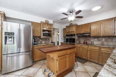 The only home on the cul-de-sac, 7 Montanes offers the perfect