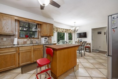 The only home on the cul-de-sac, 7 Montanes offers the perfect