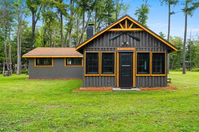 Unique 2 BR/1Ba cabin and property near the intersection of Hwys