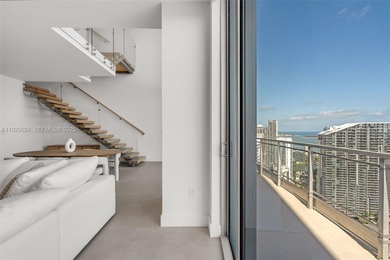Beautifully renovated 3BD/3.5BA sky residence on the 52nd floor