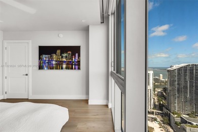 Beautifully renovated 3BD/3.5BA sky residence on the 52nd floor