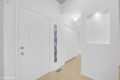 Beautifully maintained ranch in the desirable Serendipity