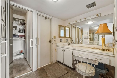 Investment opportunity with endless potential, bring your vision