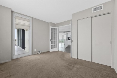 Just Reduced!! Boutique building with LOW MAINTENANCE and bonus