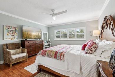 Best location in the heart of downtown ! Walk to dozens of