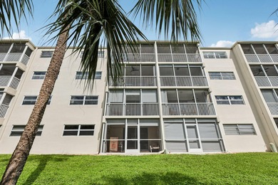 Best location in the heart of downtown ! Walk to dozens of