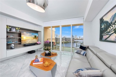 This stunning 3 bedroom, 3 bathrooms Aventura Marina 2 unit has