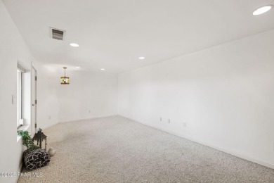 Timeless custom residence with panoramic views and very spacious