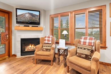 SKI-IN/SKI-OUT! Enjoy mountain living in this slope side 1,000+