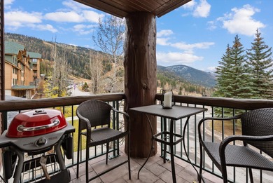 SKI-IN/SKI-OUT! Enjoy mountain living in this slope side 1,000+