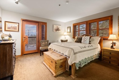 SKI-IN/SKI-OUT! Enjoy mountain living in this slope side 1,000+