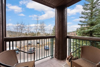 SKI-IN/SKI-OUT! Enjoy mountain living in this slope side 1,000+