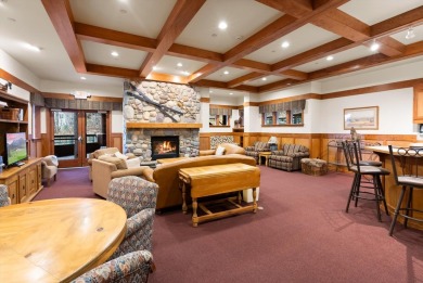 SKI-IN/SKI-OUT! Enjoy mountain living in this slope side 1,000+