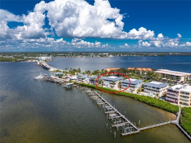 If a jaw-dropping view is number 1 on your list of *MUST HAVE'S*