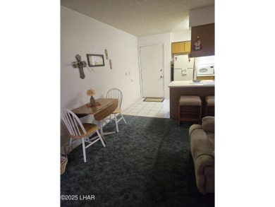 Awesome location! Walk to restaurants, Rotary Park (lakeside)