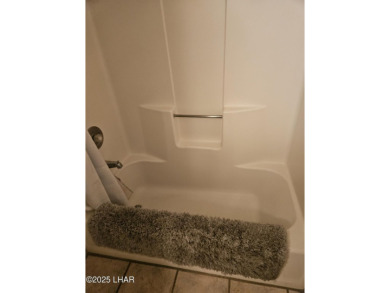 Awesome location! Walk to restaurants, Rotary Park (lakeside)