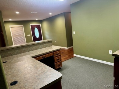 PRIME LOCATION AND OFFICE BUILDING !! Built AND only occupied by