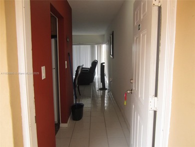 Charming 2-bedroom, 1.5-bathroom condo for sale in Hialeah