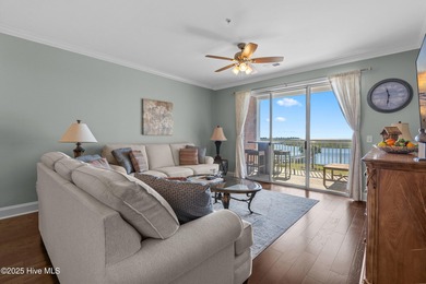 Welcome to Seaside Landing, where this unit offers breathtaking