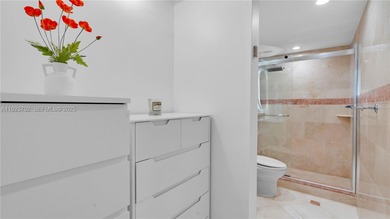 Stunning bay view unit on the 9th floor, offering a panoramic