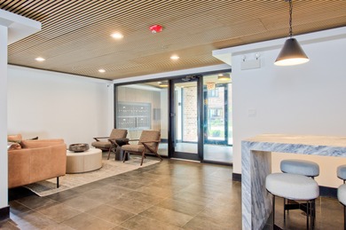 This condo comes with a REDUCED RATE as low as 5.875% (APR 6