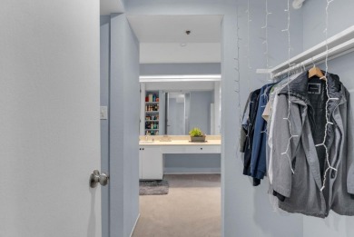 5202 Shelter Creek LN